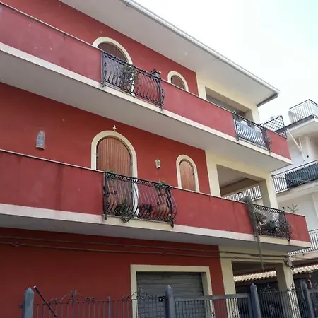 Anita Giardini Naxos